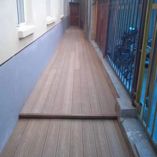 天津河西区木塑户外地板工程|天津室外木地板材料具有木制品的外观和质感，无木材的节疤