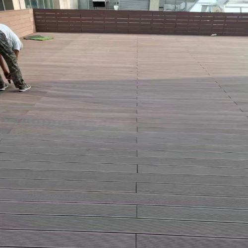 天津滨海新区本地木塑地板施工厂家|天津室外木塑地板不会产生裂纹、翘曲、变形，能实现个性化造型