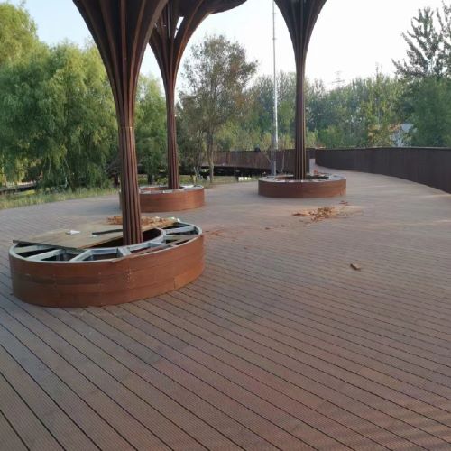 天津和平区木塑地板安装|广泛适用于天津地区商业办公场所天津商业街、广场、商场观景平台