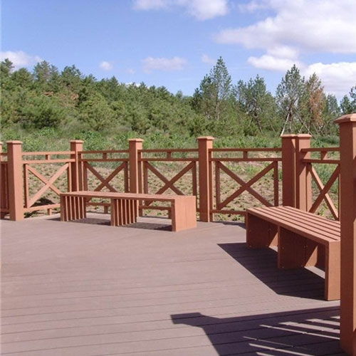 景区木塑护栏坐凳整体施工.jpg